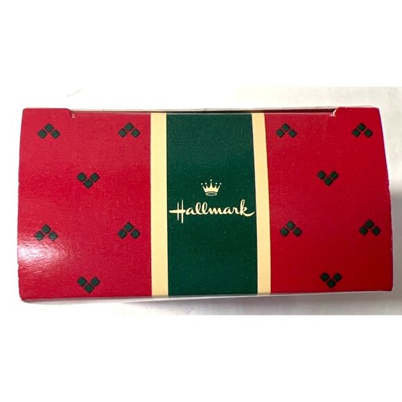 Night Before Christmas Handcrafted Hallmark Ornament With Sleeping Mouse & Bear - Picture 4 of 4